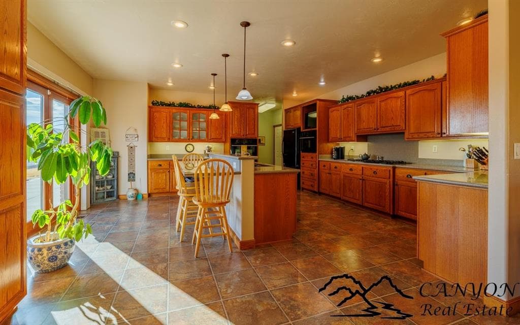 6 Viking Dr — photo 9 of 25