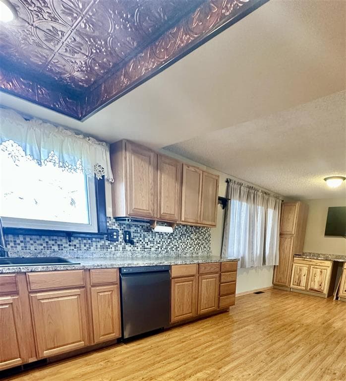 224 Windy Run — photo 9 of 25