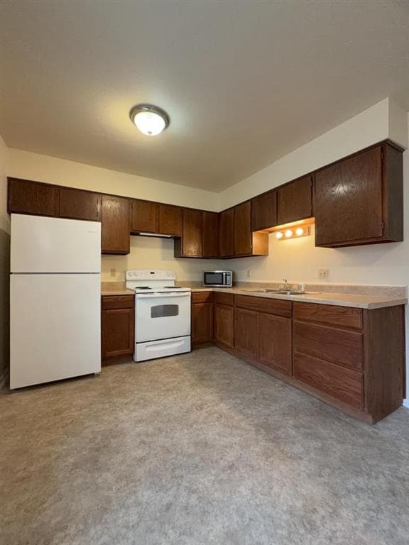 1825 Mountain View Dr — photo 3 of 25