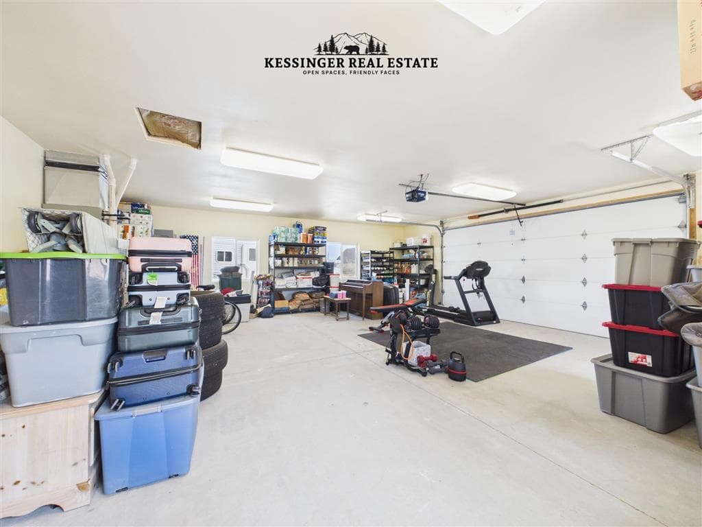 341 N Division St — photo 20 of 25