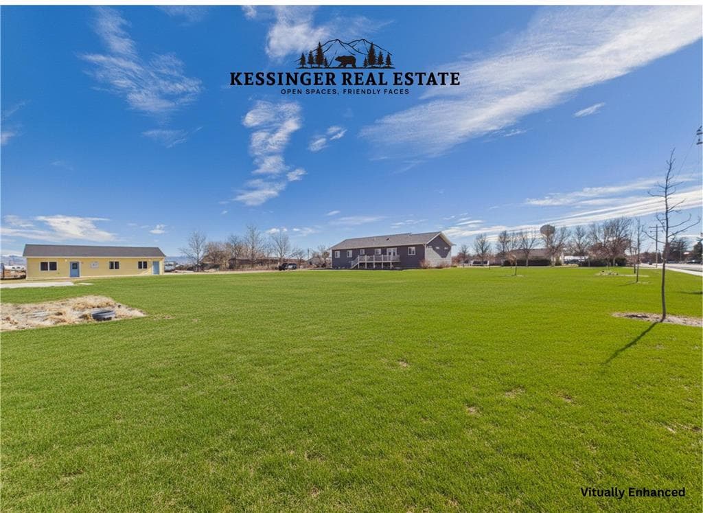 341 N Division St — photo 5 of 25