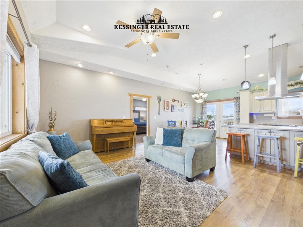 53 E 3rd St N — photo 9 of 25