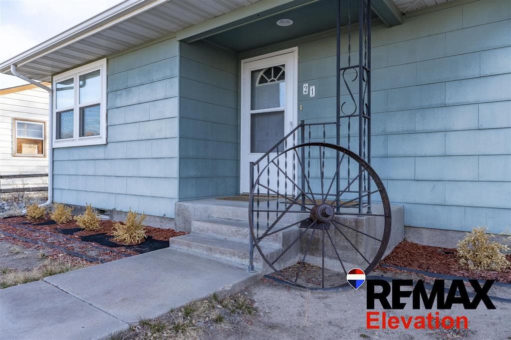 21 S 2nd St — photo 4 of 25