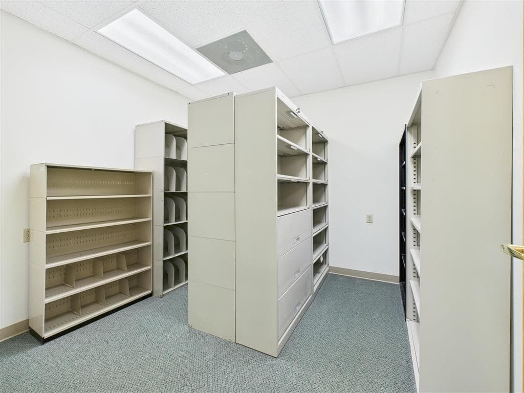 156 N 6th St — photo 12 of 24