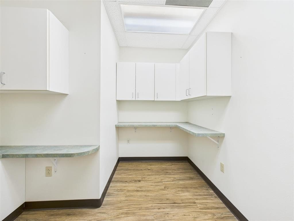 156 N 6th St — photo 18 of 24