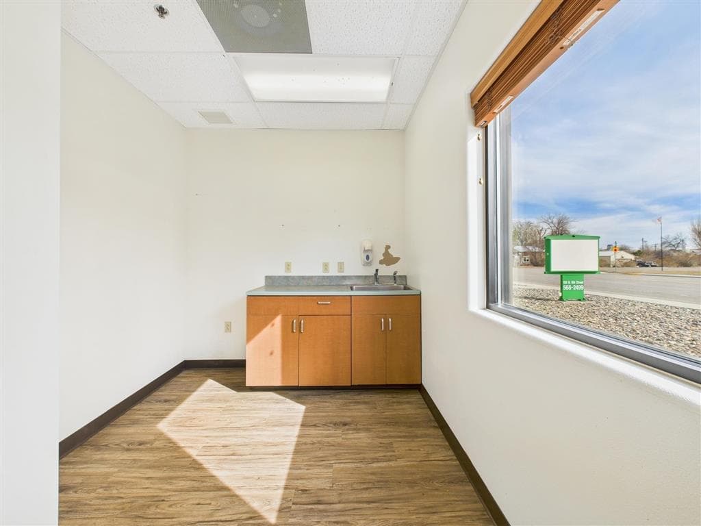 156 N 6th St — photo 22 of 24