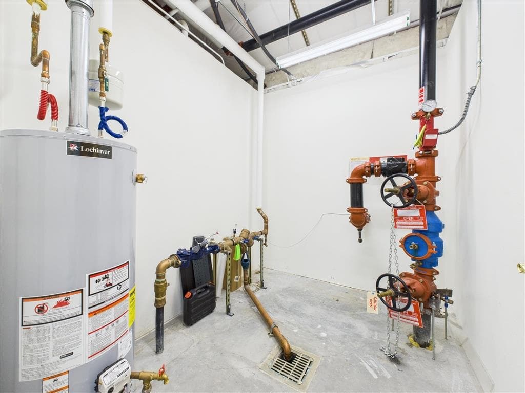 156 N 6th St — photo 23 of 24