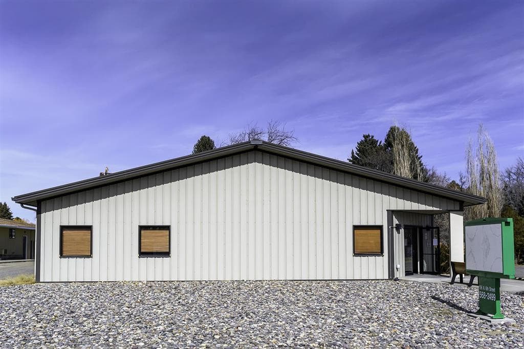 156 N 6th St — photo 4 of 24