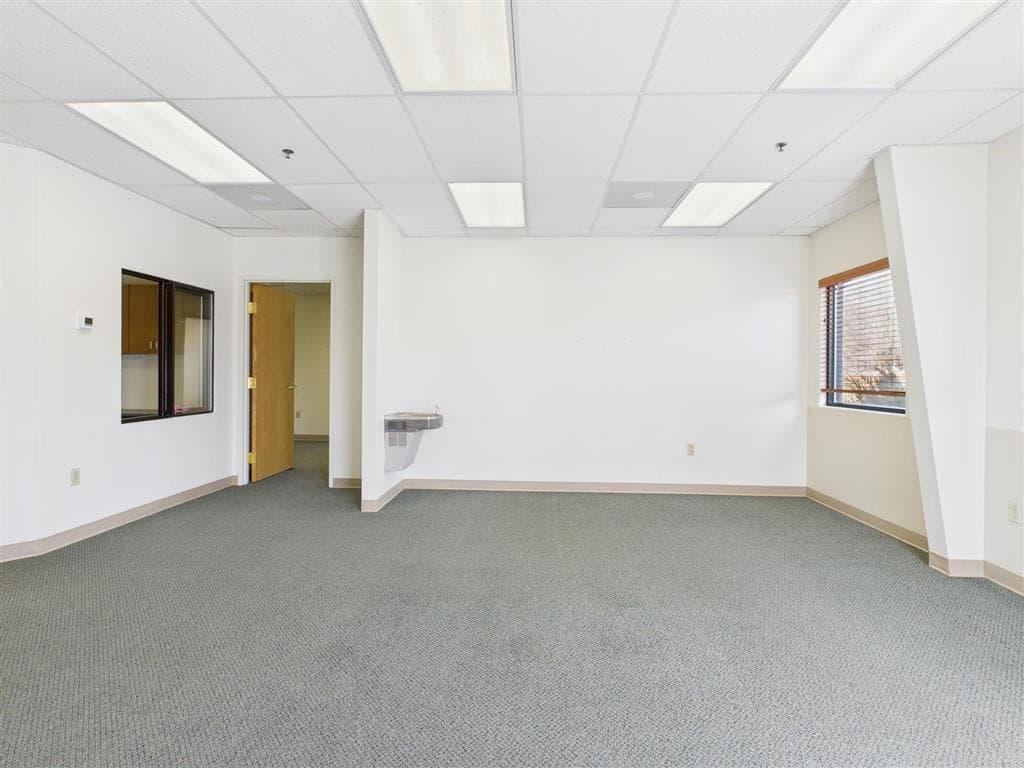 156 N 6th St — photo 9 of 24