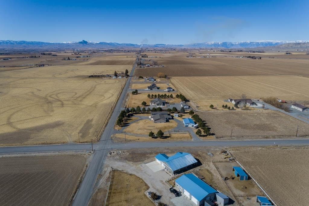 1101 Lane 11 — photo 11 of 25