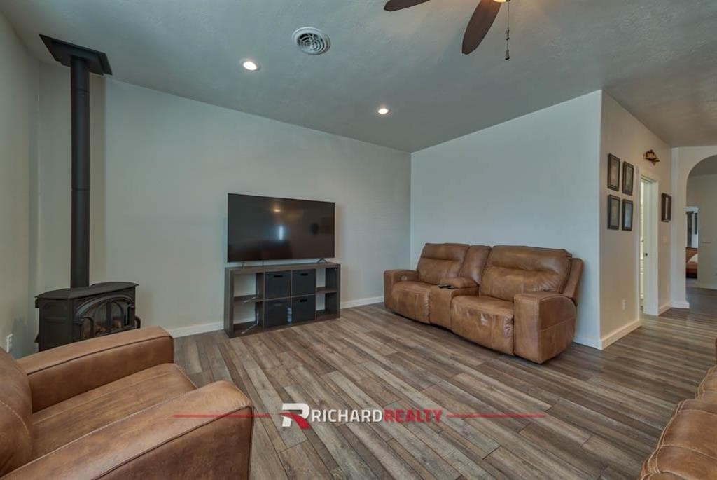 1101 Lane 11 — photo 14 of 25