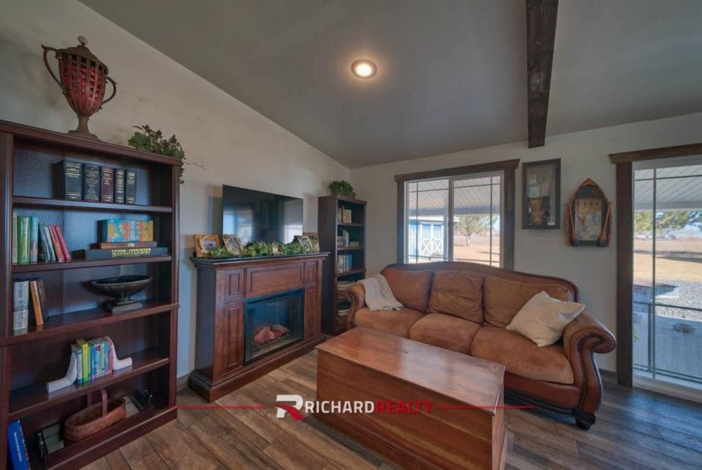 1101 Lane 11 — photo 22 of 25