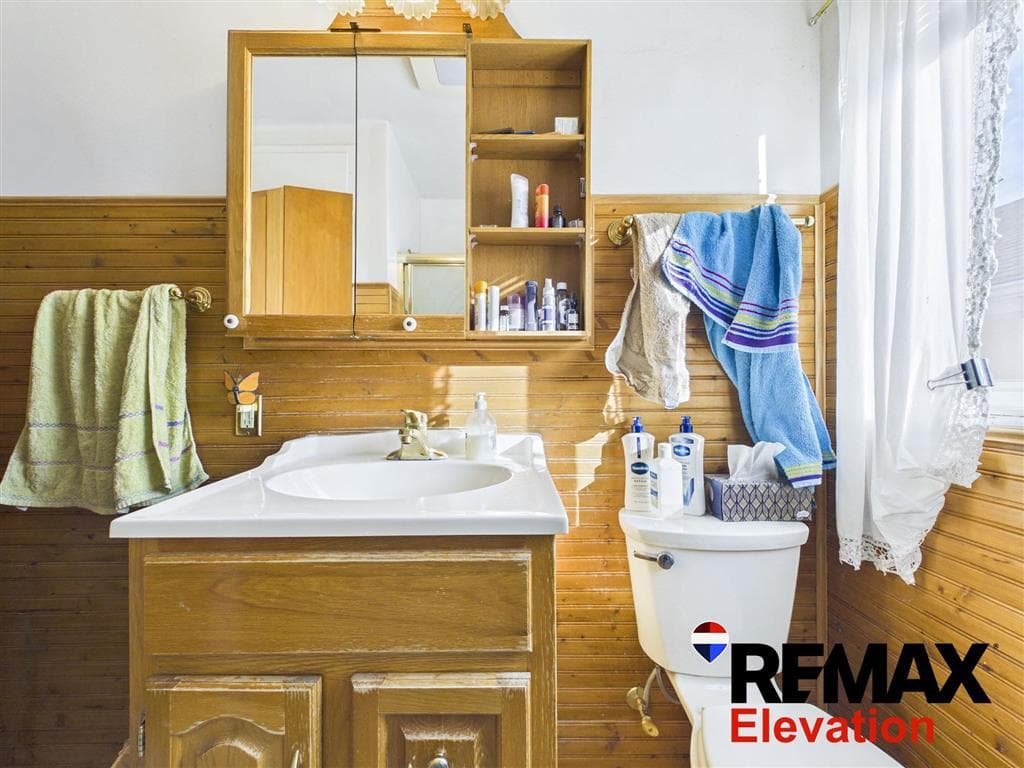 505 N Bernard St — photo 15 of 25