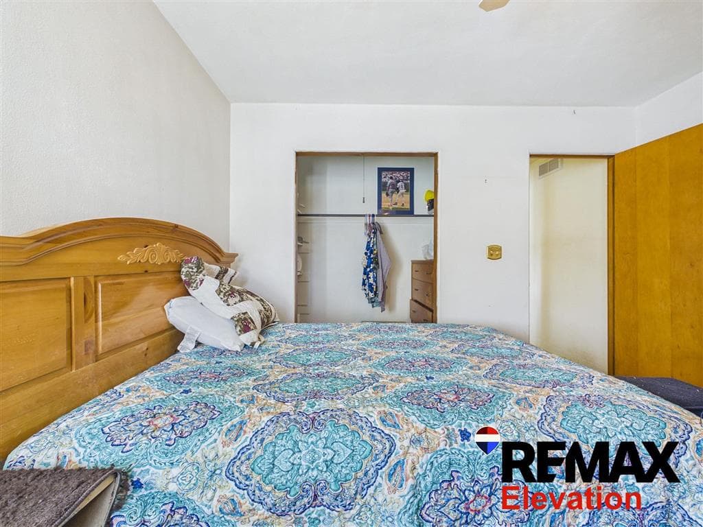 505 N Bernard St — photo 16 of 25