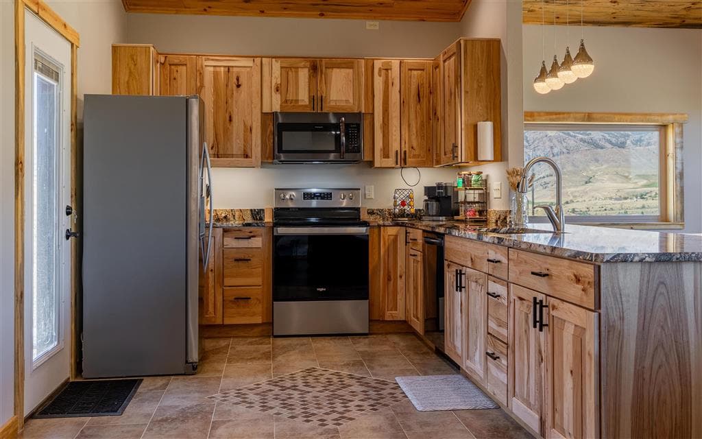 3 Paintbrush Dr — photo 7 of 25