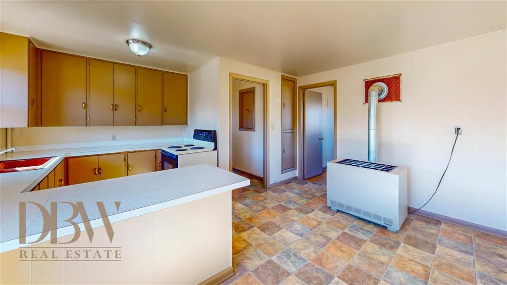 218 Elk St Elk St — photo 6 of 25