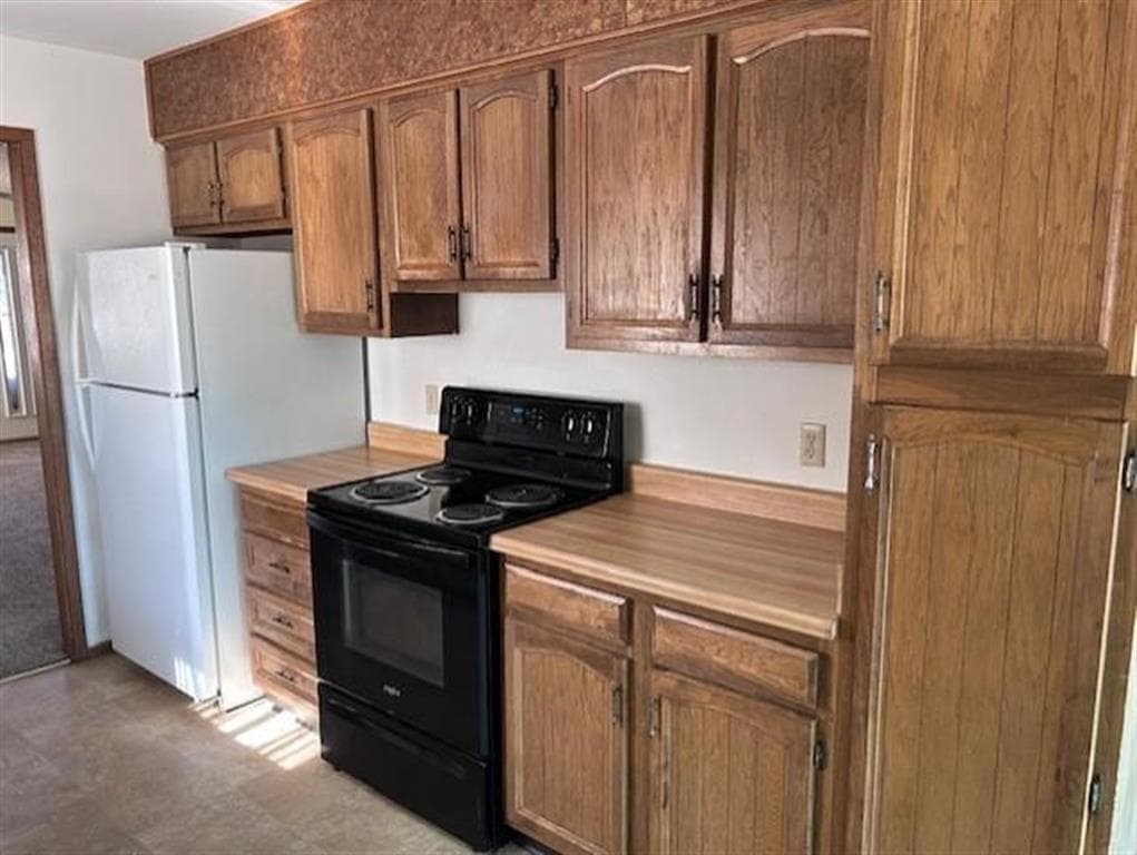 615 N Day St — photo 4 of 13