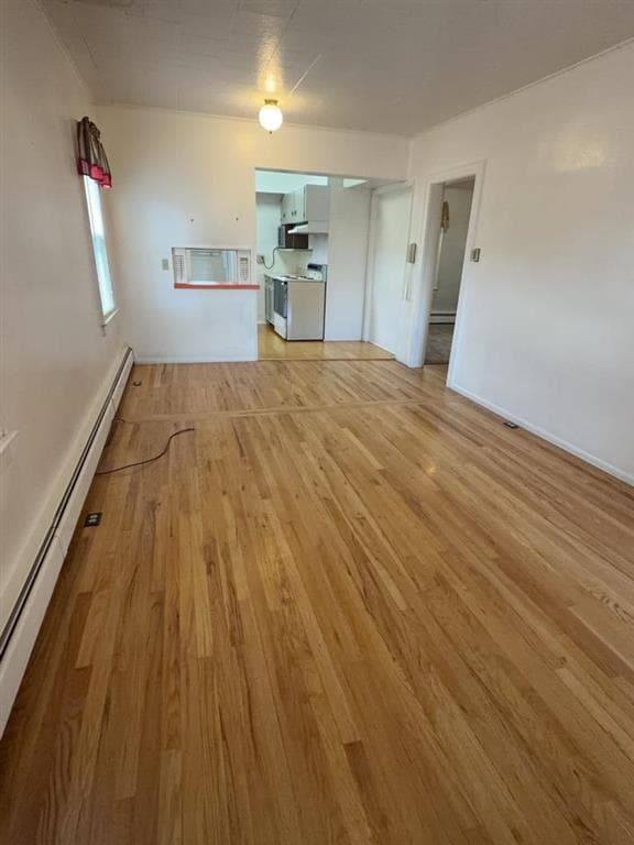 1320 Salsbury Ave — photo 5 of 21