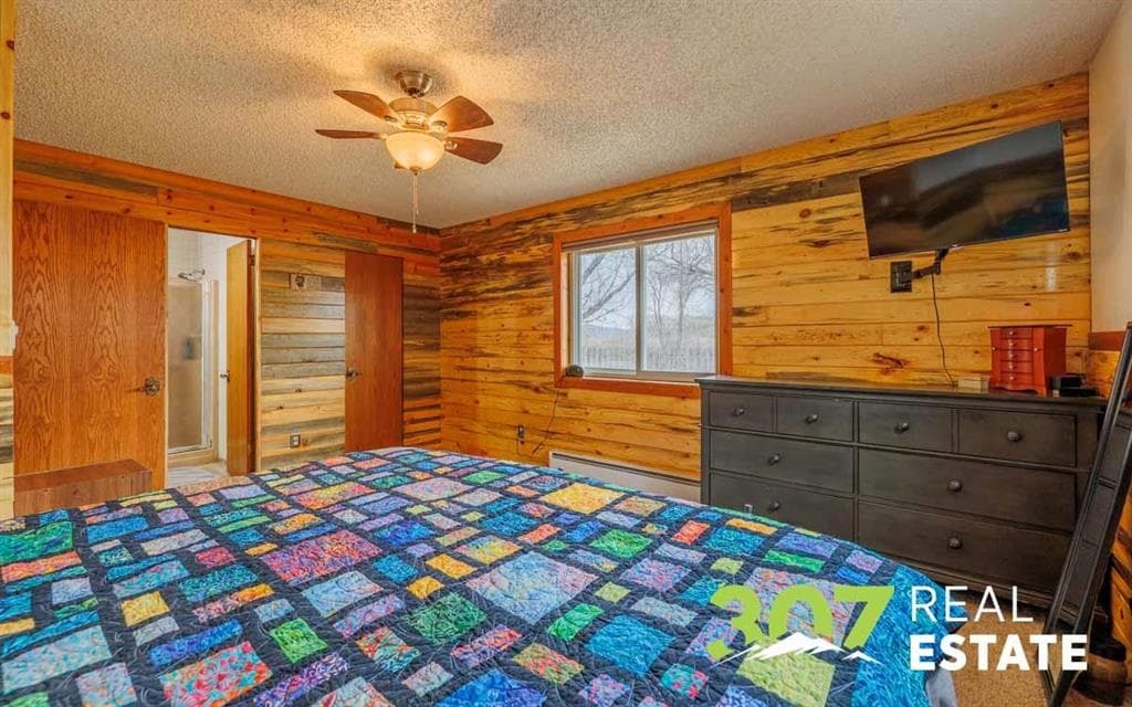 944 Saddle Ct — photo 15 of 25