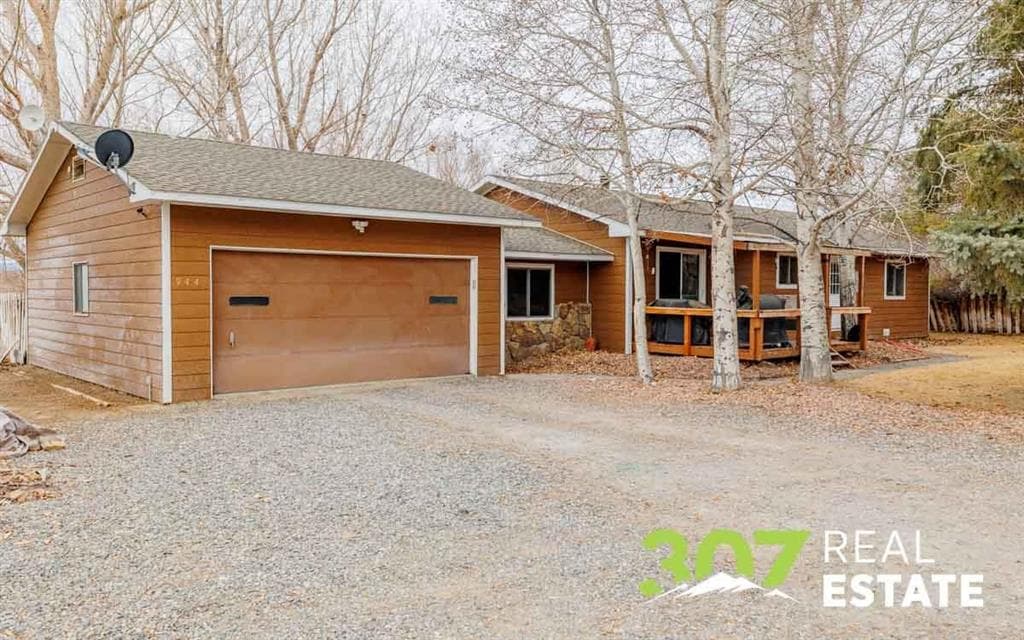 944 Saddle Ct — photo 22 of 25