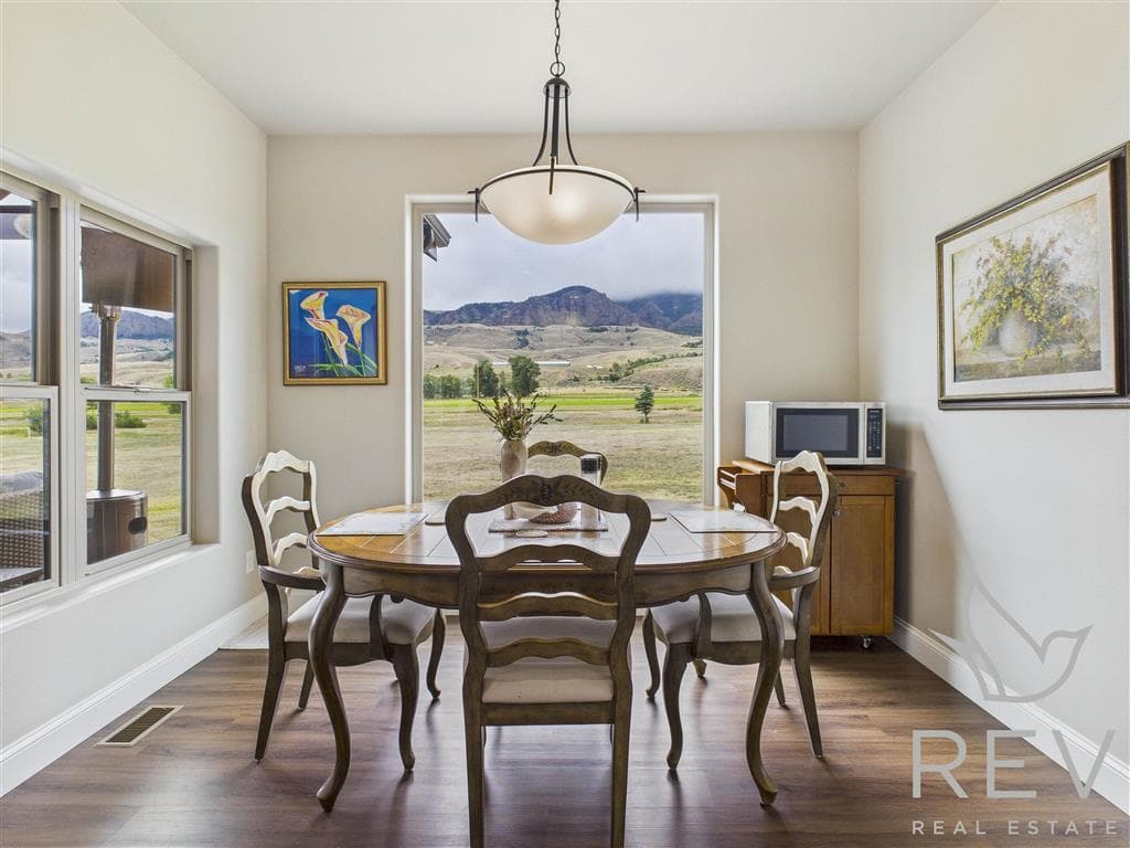 108 Stillwater Dr — photo 18 of 25