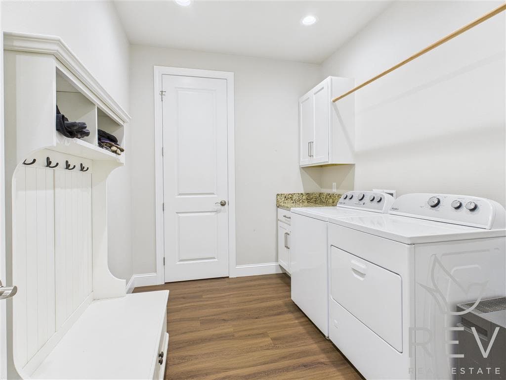 108 Stillwater Dr — photo 21 of 25