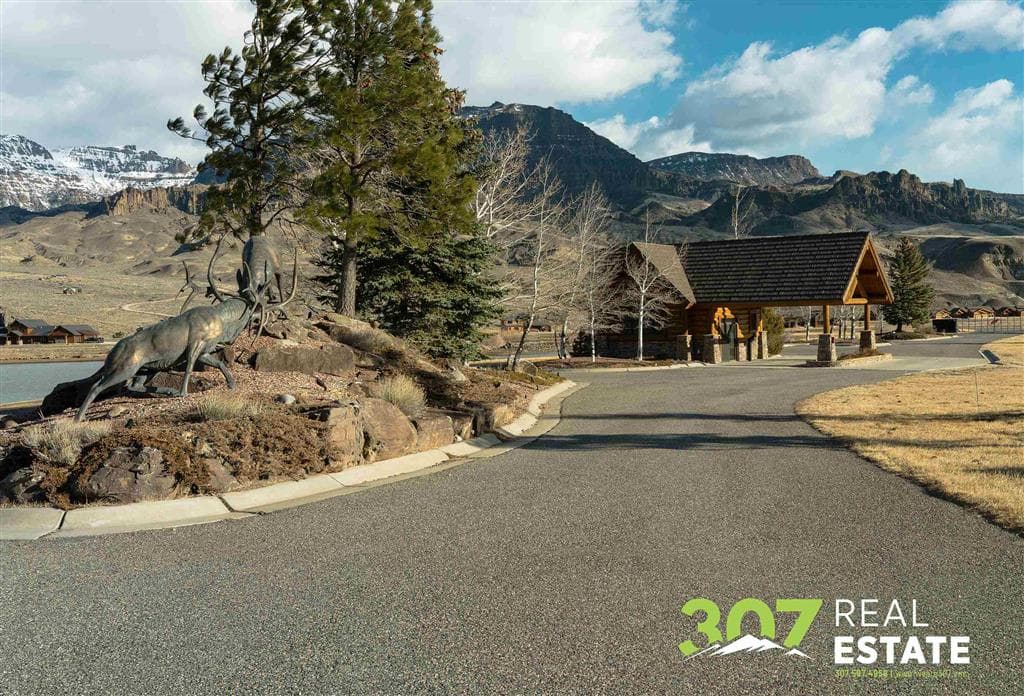 23 Big Creek Dr — photo 10 of 16