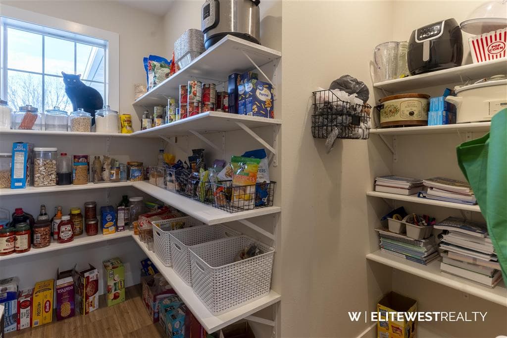 30 E 10th St — photo 20 of 25