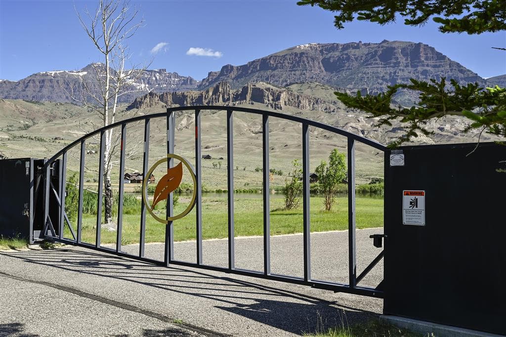 12 Big Creek Dr — photo 16 of 23