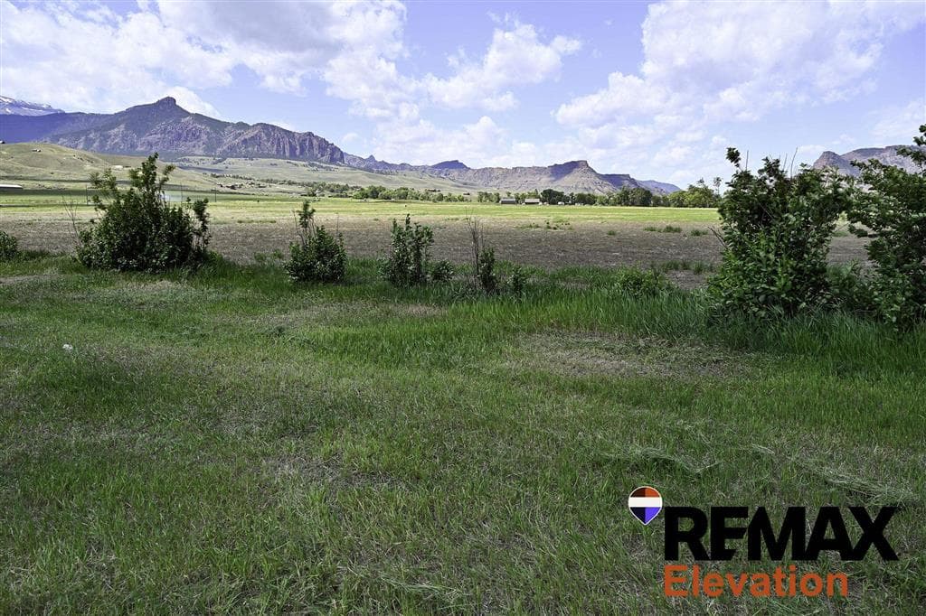 12 Big Creek Dr — photo 8 of 23