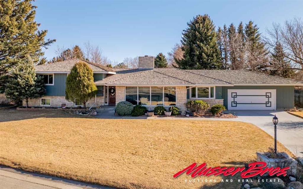 920 Skyline Dr — photo 6 of 25