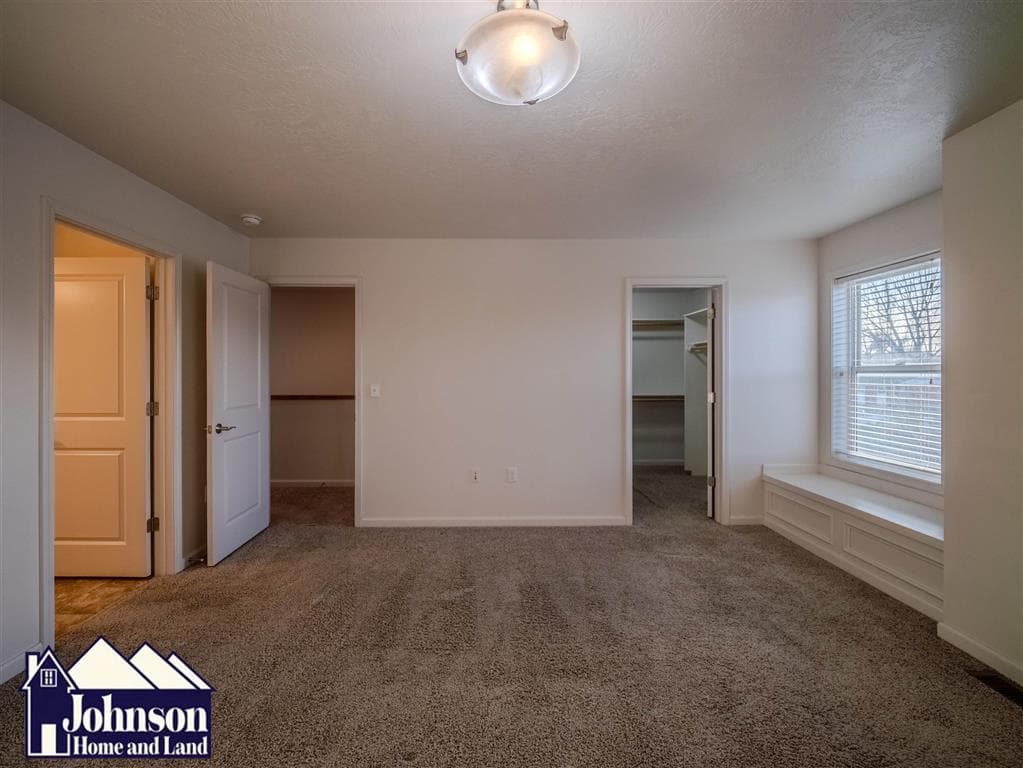 227 S Division St — photo 19 of 25