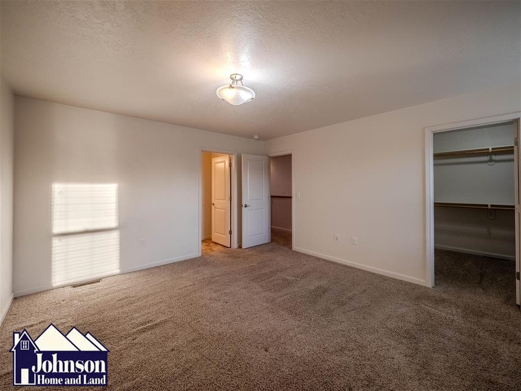 227 S Division St — photo 20 of 25