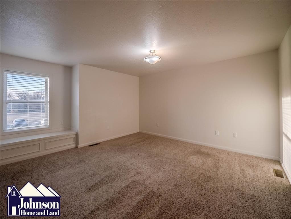 227 S Division St — photo 25 of 25