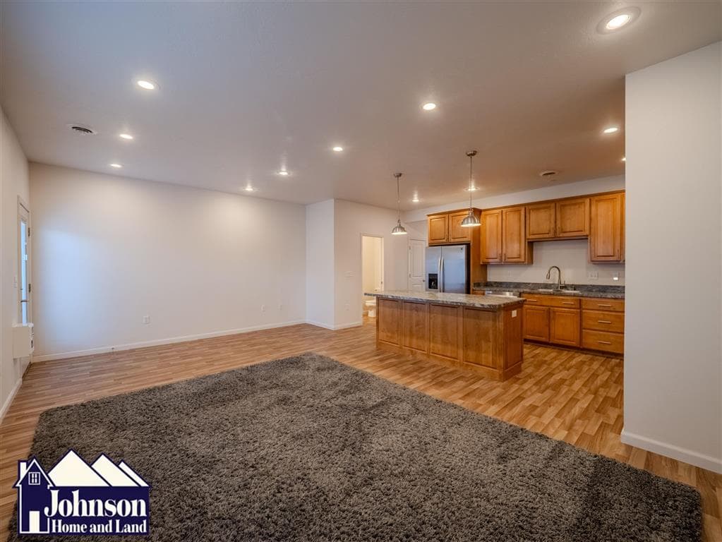 227 S Division St — photo 5 of 25