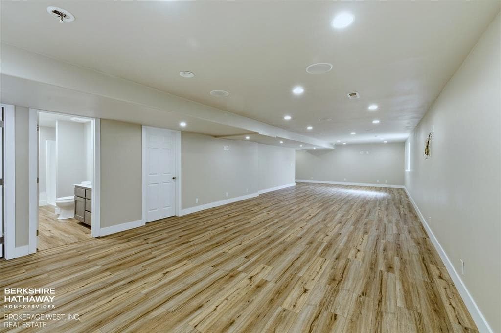 3120 E Avenue — photo 24 of 25