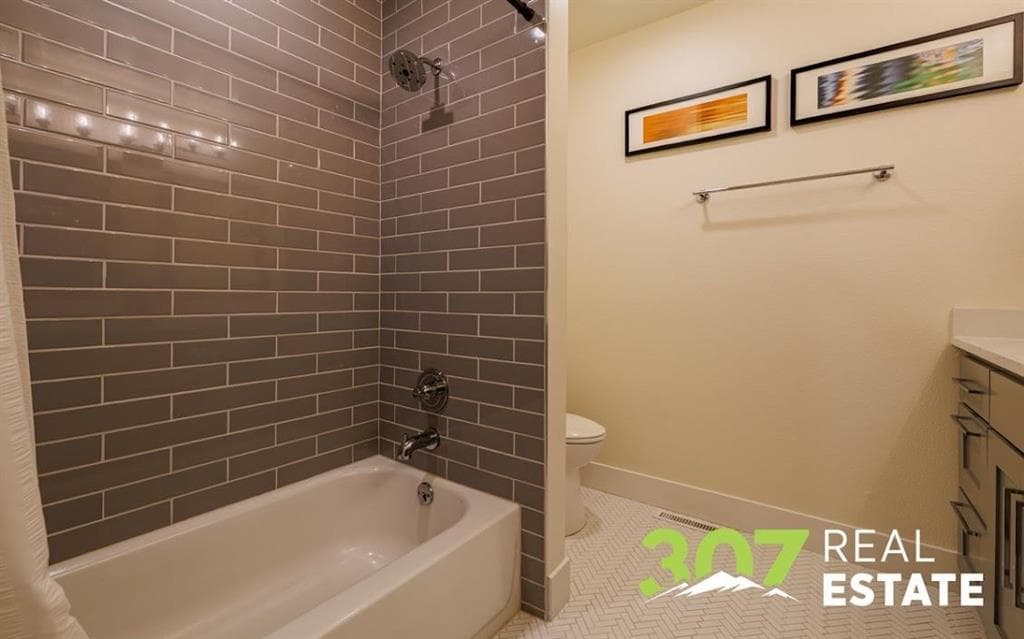 20 Blackheath Ct — photo 15 of 25