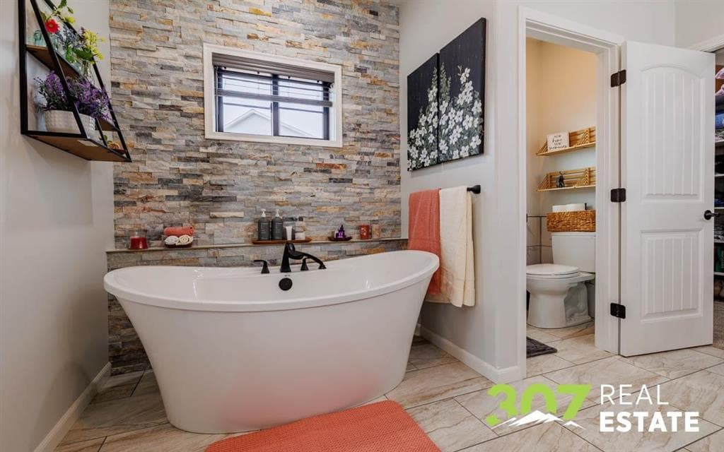 1090 Morning Glory Ln — photo 22 of 25