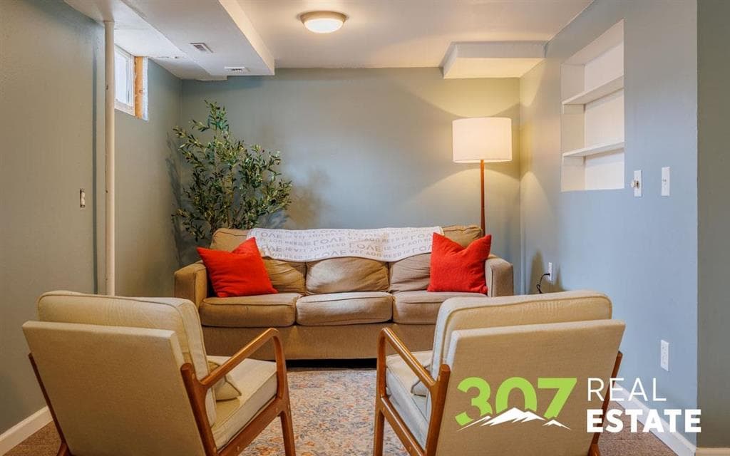 637 19th St — photo 22 of 25