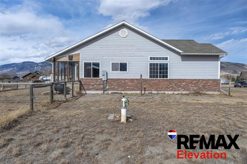 25 Range View Dr — photo 5 of 25