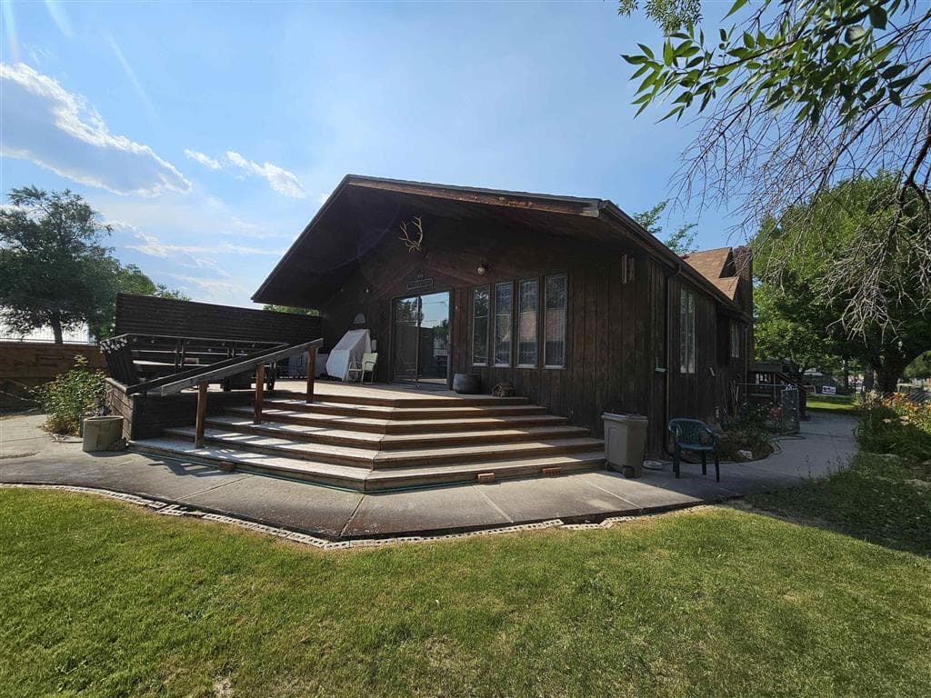 520 Obie Sue Ave — photo 2 of 25