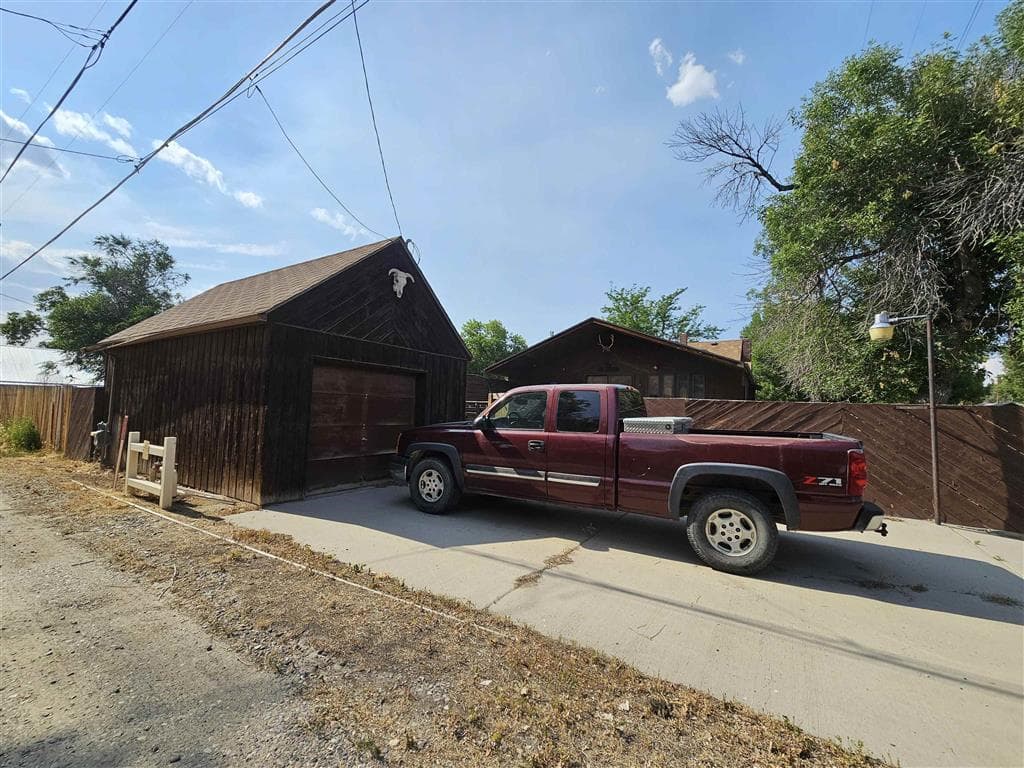 520 Obie Sue Ave — photo 4 of 25