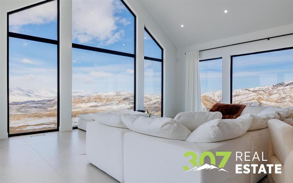 62 Skull Creek Dr — photo 11 of 25