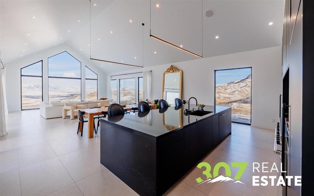 62 Skull Creek Dr — photo 3 of 25