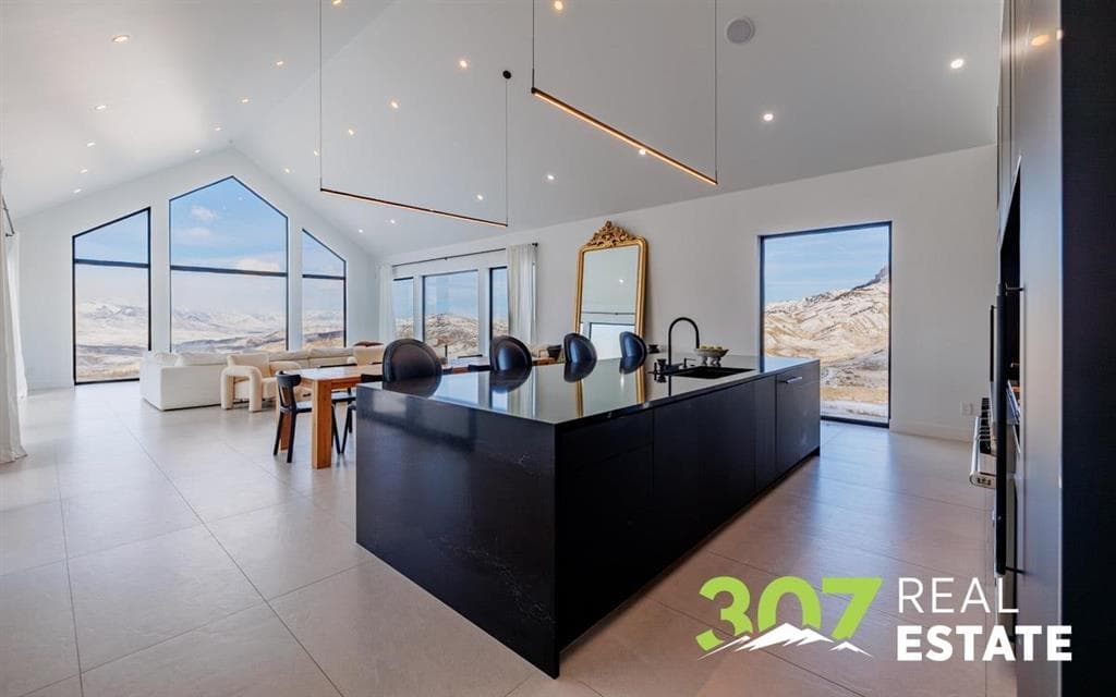 62 Skull Creek Dr — photo 4 of 25