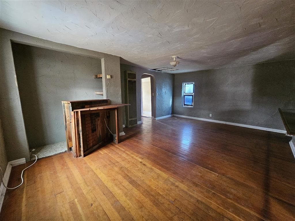 721 Broadway St — photo 12 of 20