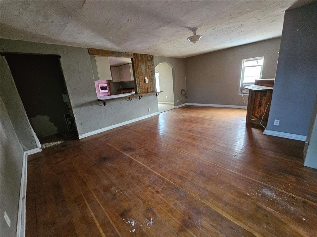 721 Broadway St — photo 13 of 20