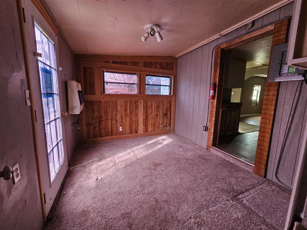 721 Broadway St — photo 17 of 20