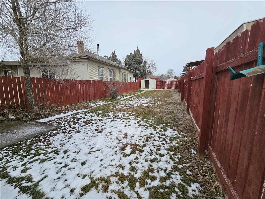 721 Broadway St — photo 7 of 20