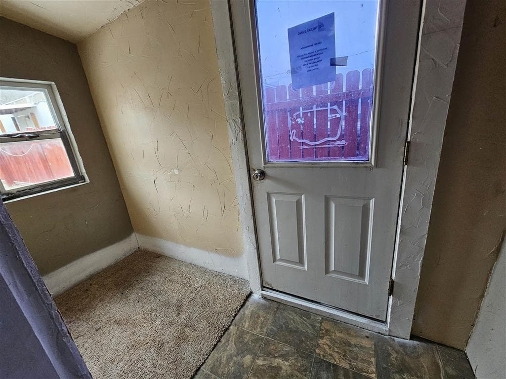 721 Broadway St — photo 9 of 20